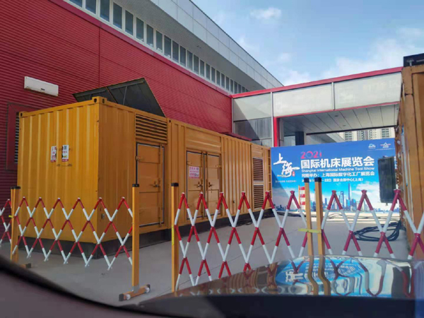 噶尔发电车出租-发电机无电压或电压太低怎么办？