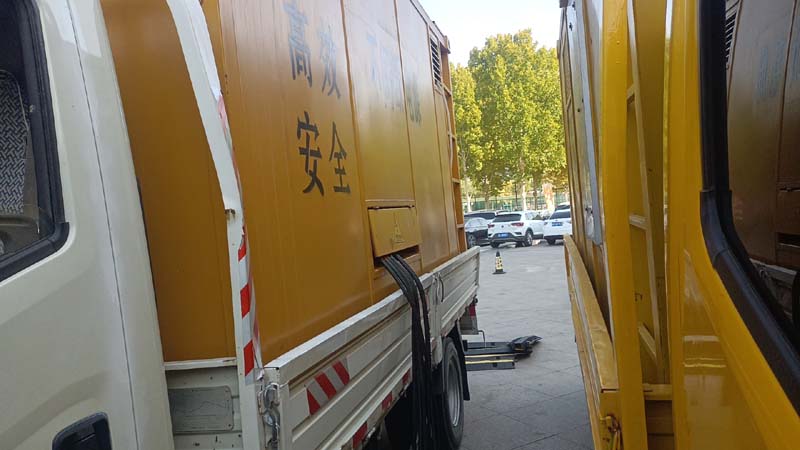 噶尔如何判断柴油发电机组和UPS电源的切换时间是否符合要求？
